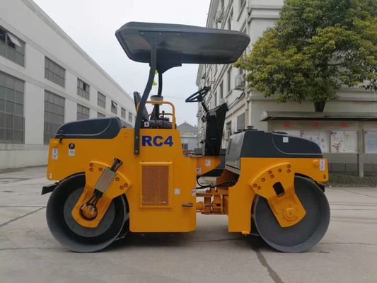 Geschwindigkeits-Rollen-Straßen-Maschine des Vibrationsbodenverdichter-4000kg variable