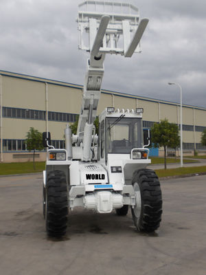 4 Dieselmotor-des Teleskopladers 2.5T des Rad-Antriebs-EPA Last teleskopischer Gabelstapler 4WD Telehandler