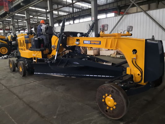 Bewegungssortierer Cumminss 6BT5.9 mit Ackerland-Planieren dem 3658mm Klingenlänge-135HP