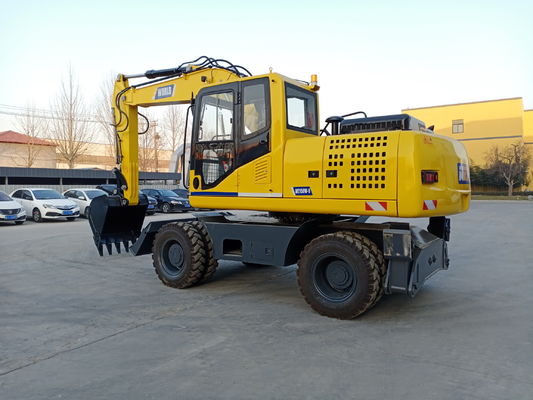 Zuverlässiger Minibagger auf Rädern mit YUCHAI/YC4D125 Motor und 9,00-20/8 Reifen