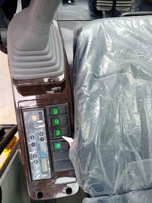 7500 kg Maschinengewicht Minibagger mit 27Mpa Druck des hydraulischen Systems